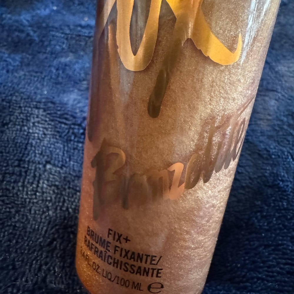 MAC Cosmetics Fix+ Bronzelite - Picture 5 of 5